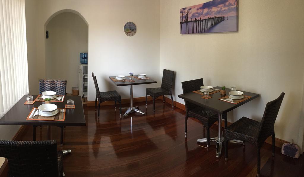 רוקינגהאם The Royal Dolphin Bed & Breakfast Safety Bay מראה חיצוני תמונה