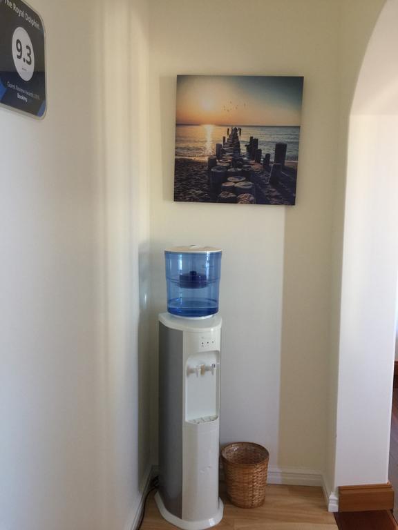רוקינגהאם The Royal Dolphin Bed & Breakfast Safety Bay מראה חיצוני תמונה