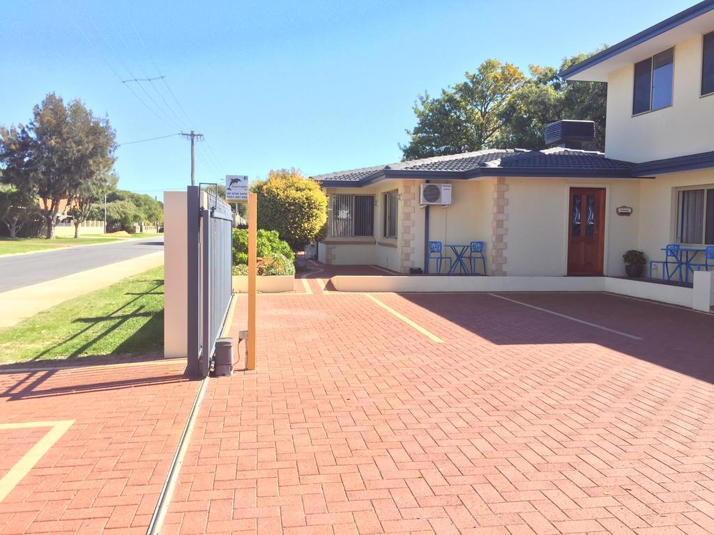 רוקינגהאם The Royal Dolphin Bed & Breakfast Safety Bay מראה חיצוני תמונה
