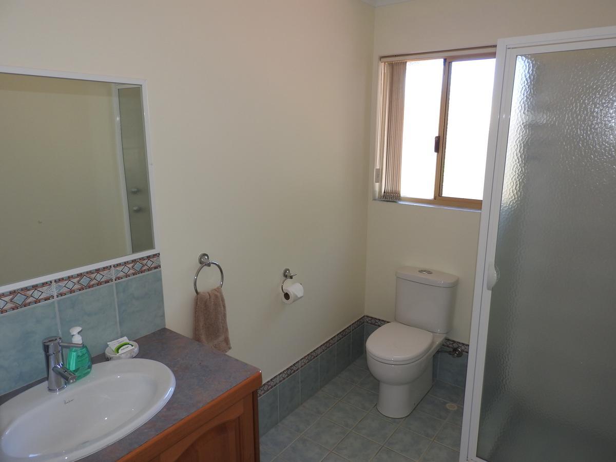 רוקינגהאם The Royal Dolphin Bed & Breakfast Safety Bay מראה חיצוני תמונה